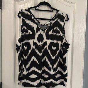 Women's v-neck black and white dressy tank top